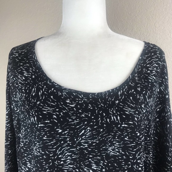 AVA & VIV Women's Tunic Black/White Abstract Sheer Top Kimono Style Size XL? - Picture 2 of 9